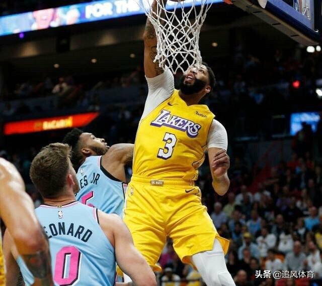 湖人拿下热火终结11连胜