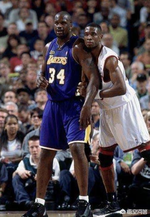 穆托姆博在76人队是巅峰时期吗